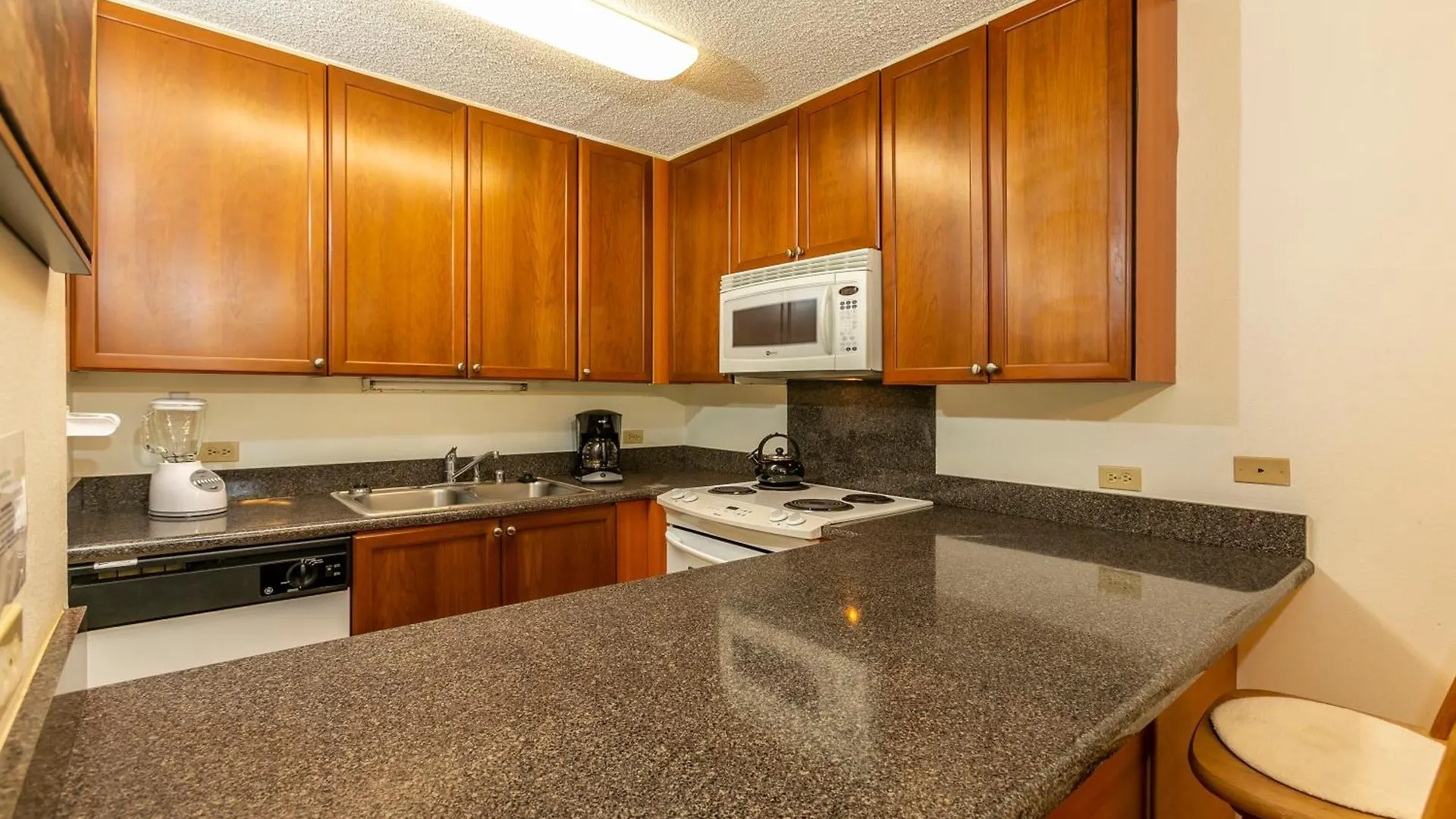 Kamaole Sands 4-211 - Mch Kihei Holiday home